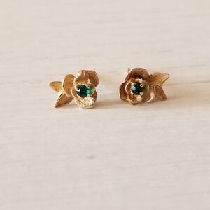 14K Gold Floral Earrings